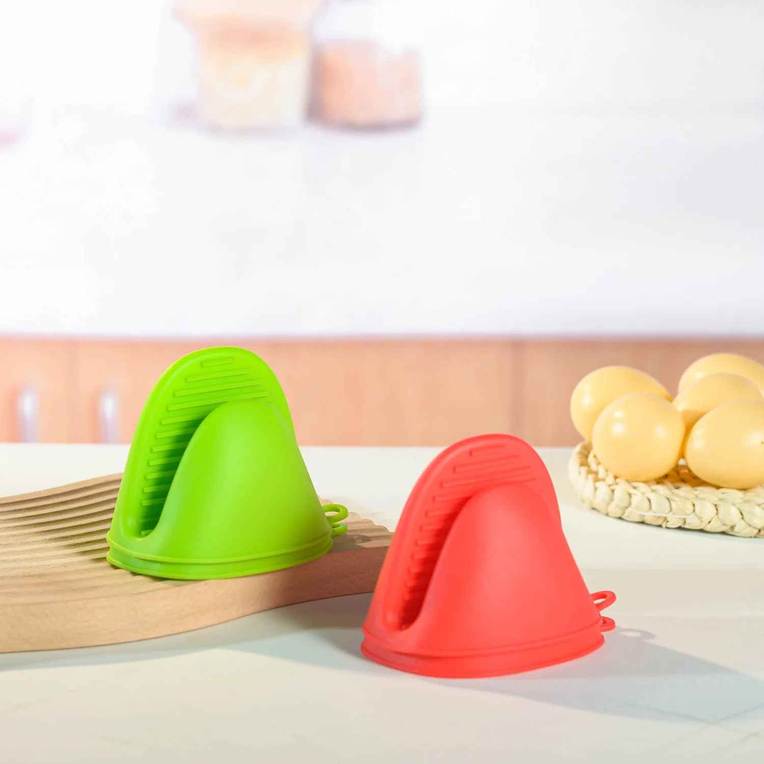 Heat-Resistant Silicone Pot Holder Clip Gloves